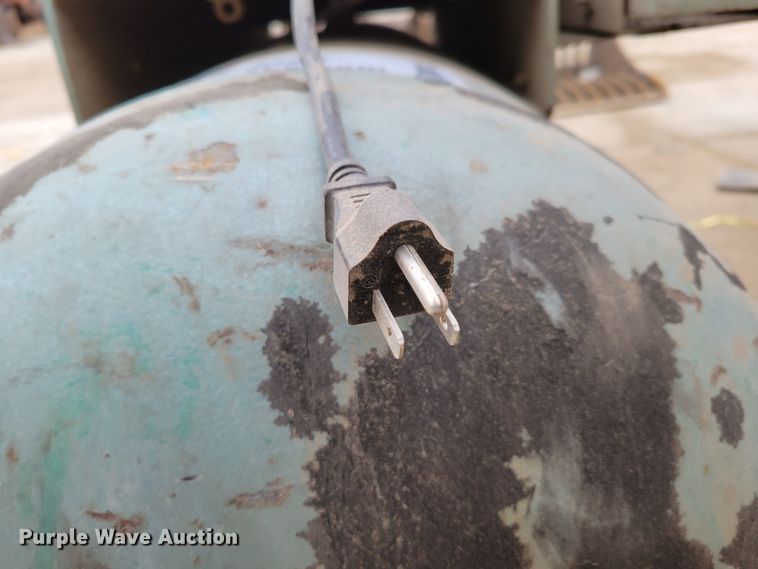 image for item DM8112 Ingersoll Rand Century II  air compressor