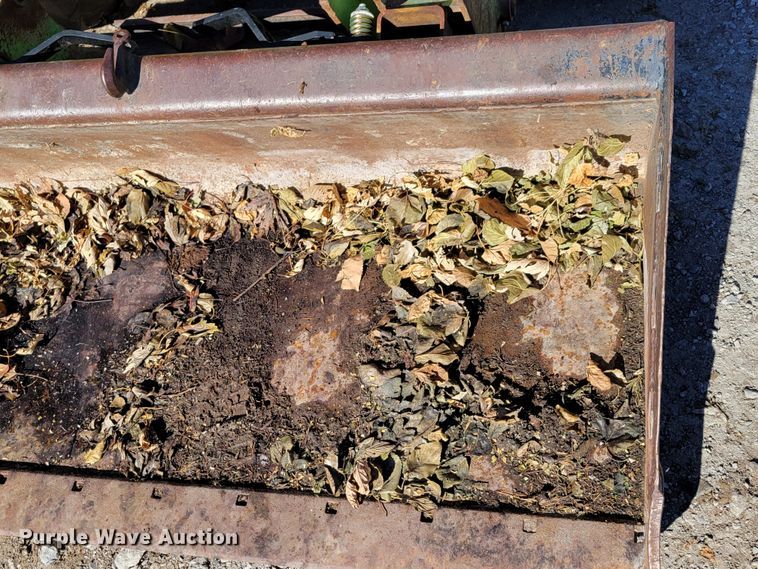 image for item DM8119 Mustang 1700  skid steer loader