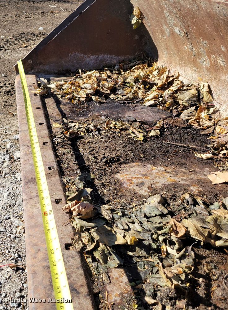 image for item DM8119 Mustang 1700  skid steer loader