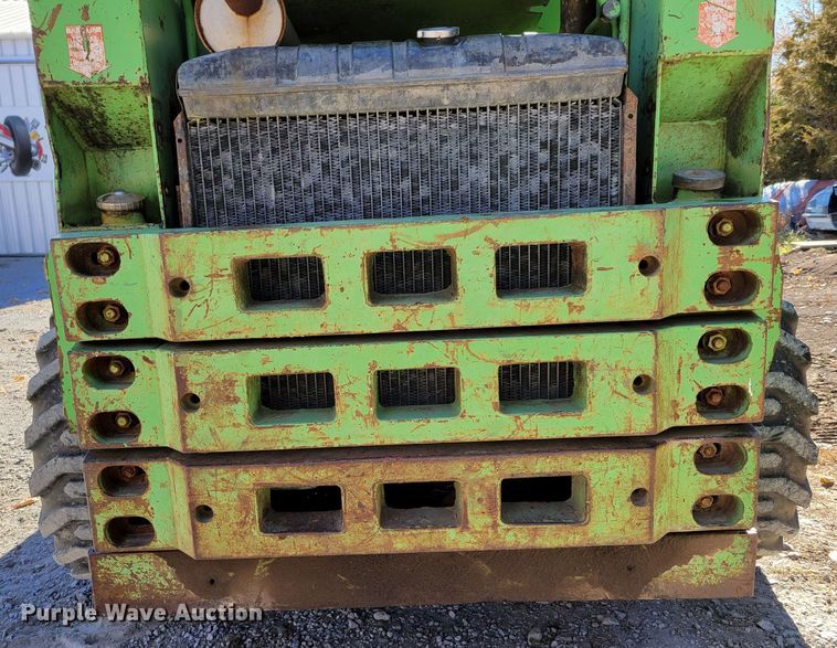 image for item DM8119 Mustang 1700  skid steer loader