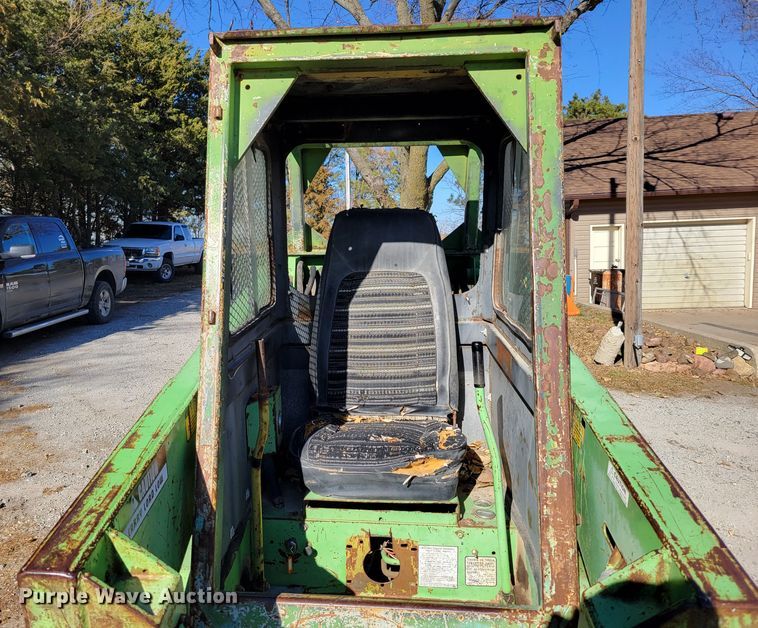 image for item DM8119 Mustang 1700  skid steer loader