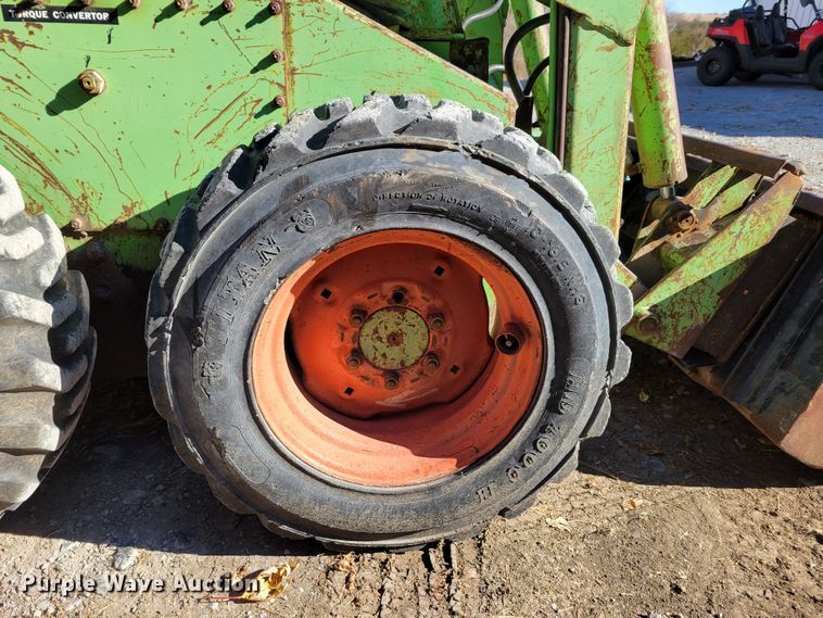image for item DM8119 Mustang 1700  skid steer loader