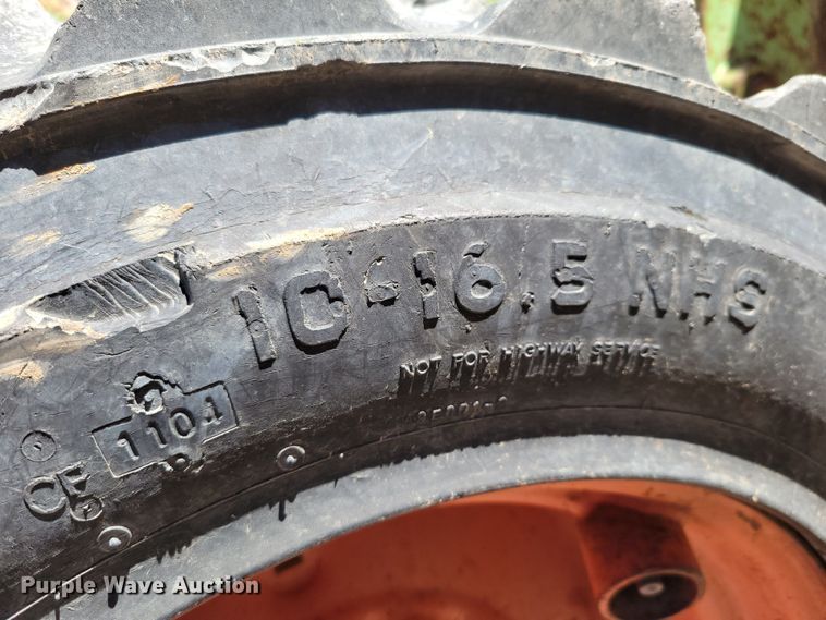 image for item DM8119 Mustang 1700  skid steer loader