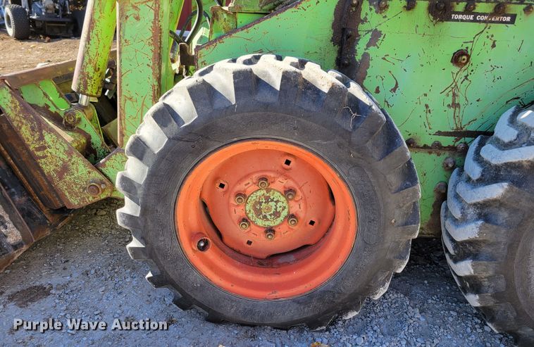 image for item DM8119 Mustang 1700  skid steer loader