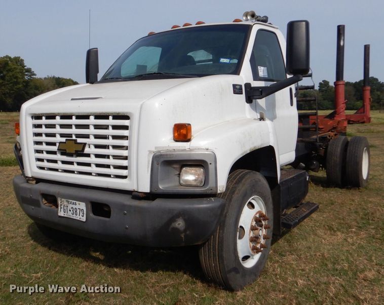 image for item DO1618 2008 Chevrolet C8500  truck cab and chassis