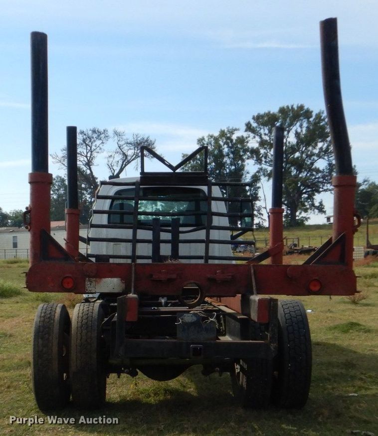 image for item DO1618 2008 Chevrolet C8500  truck cab and chassis