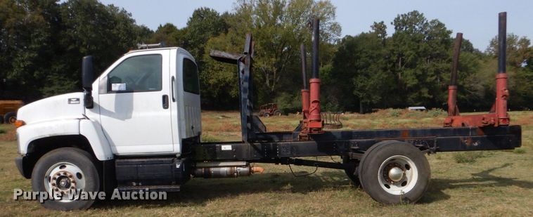 image for item DO1618 2008 Chevrolet C8500  truck cab and chassis