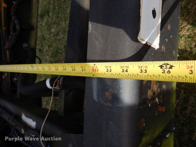 image for item DO1618 2008 Chevrolet C8500  truck cab and chassis