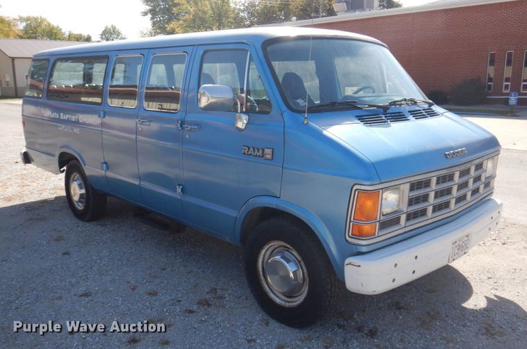 image for item DP0389 Dodge Ram 350  van