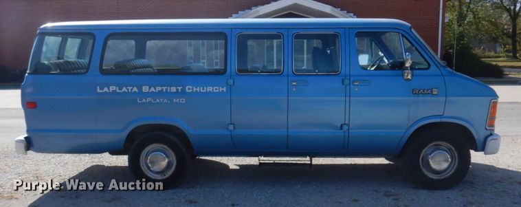 image for item DP0389 Dodge Ram 350  van