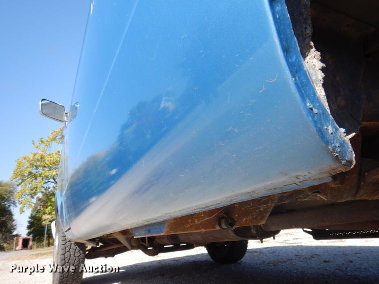 image for item DP0389 Dodge Ram 350  van