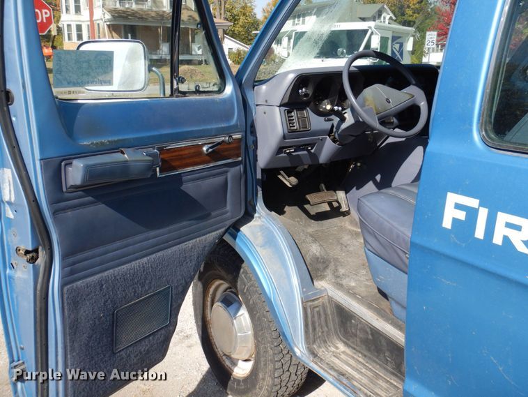 image for item DP0389 Dodge Ram 350  van