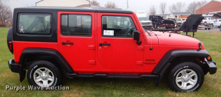 image for item DP0408 2016 Jeep Wrangle Sport Unlimited  SUV