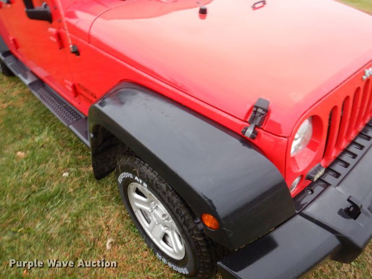 image for item DP0408 2016 Jeep Wrangle Sport Unlimited  SUV