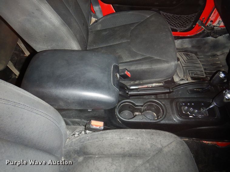 image for item DP0408 2016 Jeep Wrangle Sport Unlimited  SUV