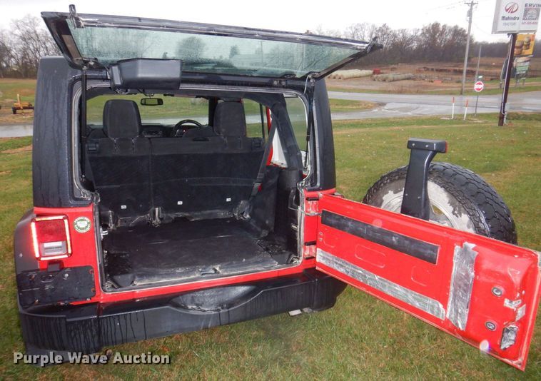 image for item DP0408 2016 Jeep Wrangle Sport Unlimited  SUV