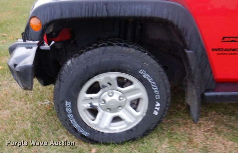 image for item DP0408 2016 Jeep Wrangle Sport Unlimited  SUV