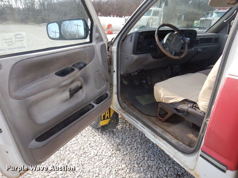 image for item DP0431 1995 Dodge Ram 2500 Laramie SLT  pickup truck