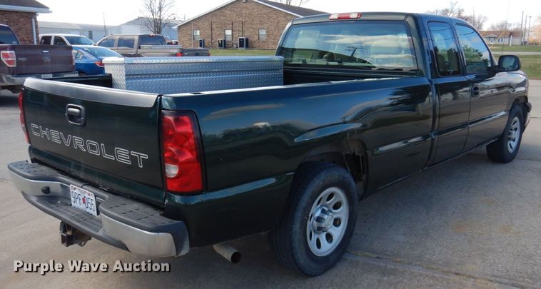 image for item DP0432 2006 Chevrolet Silverado 1500  Ext. Cab pickup truck