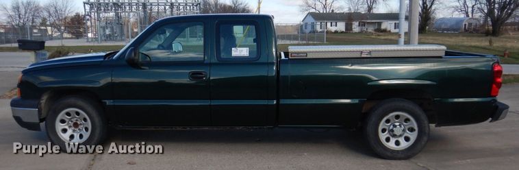 image for item DP0432 2006 Chevrolet Silverado 1500  Ext. Cab pickup truck