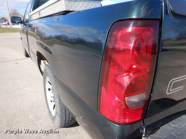 image for item DP0432 2006 Chevrolet Silverado 1500  Ext. Cab pickup truck