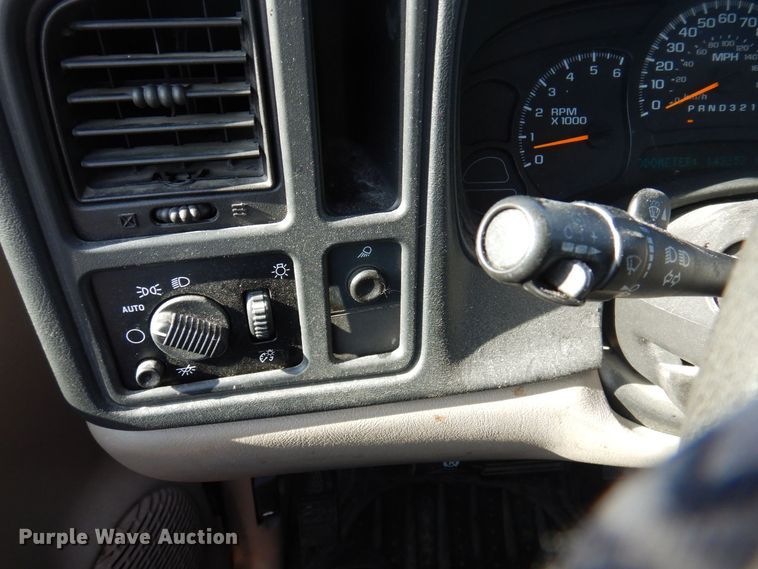 image for item DP0432 2006 Chevrolet Silverado 1500  Ext. Cab pickup truck