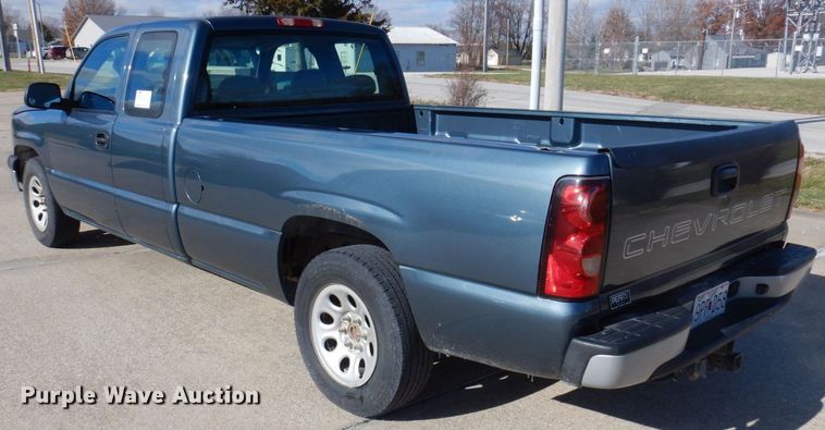 image for item DP0433 2006 Chevrolet Silverado 1500  Ext. Cab pickup truck