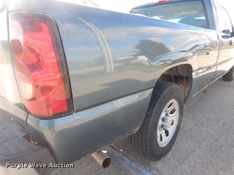 image for item DP0433 2006 Chevrolet Silverado 1500  Ext. Cab pickup truck