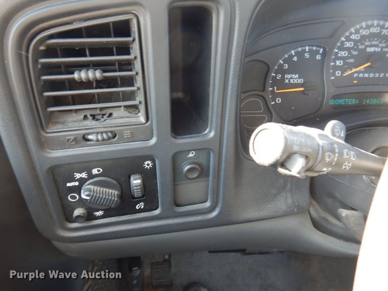 image for item DP0433 2006 Chevrolet Silverado 1500  Ext. Cab pickup truck