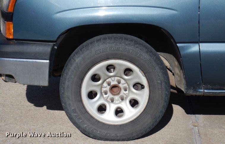 image for item DP0433 2006 Chevrolet Silverado 1500  Ext. Cab pickup truck