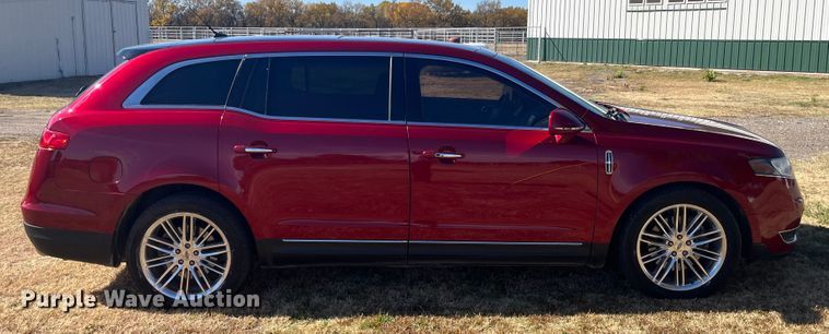 image for item DQ3103 2013 Lincoln MKT  SUV