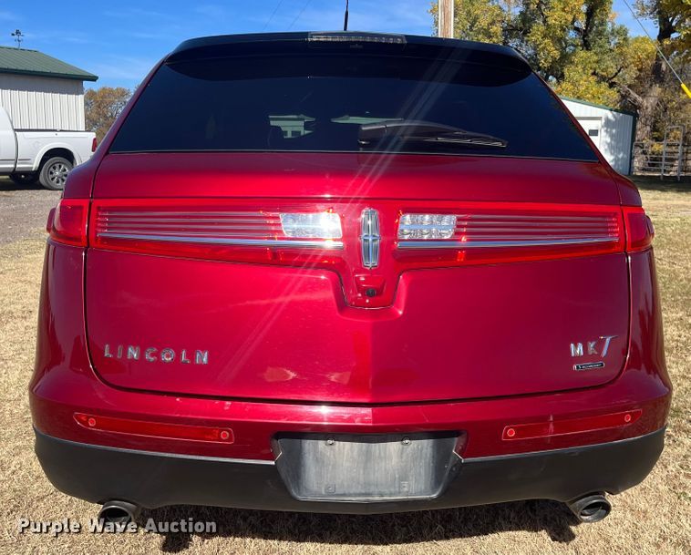 image for item DQ3103 2013 Lincoln MKT  SUV