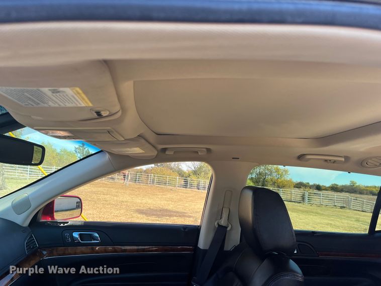 image for item DQ3103 2013 Lincoln MKT  SUV