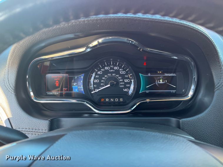 image for item DQ3103 2013 Lincoln MKT  SUV