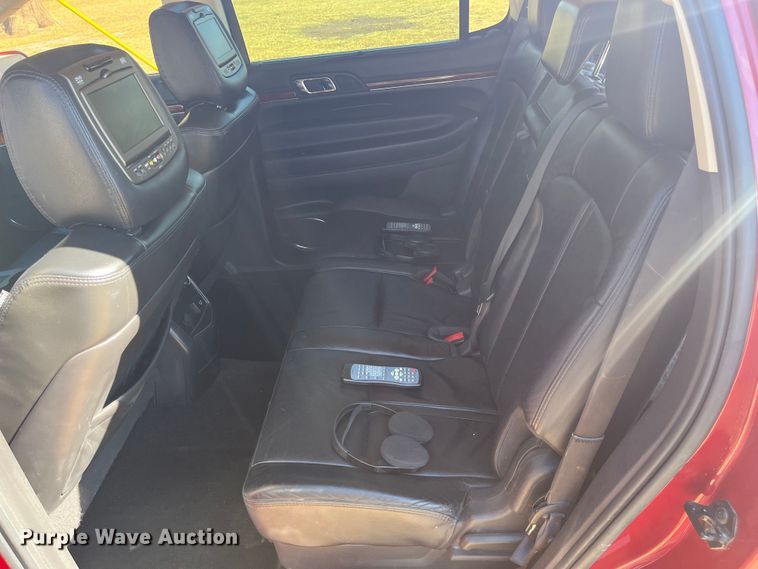 image for item DQ3103 2013 Lincoln MKT  SUV