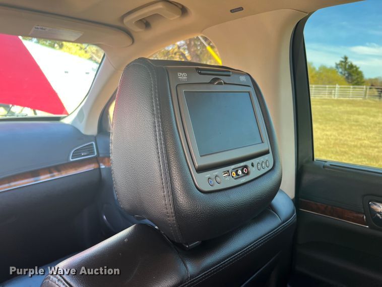 image for item DQ3103 2013 Lincoln MKT  SUV