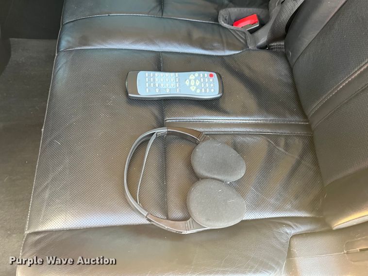 image for item DQ3103 2013 Lincoln MKT  SUV