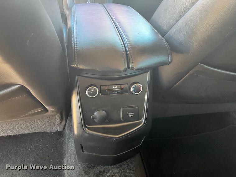 image for item DQ3103 2013 Lincoln MKT  SUV