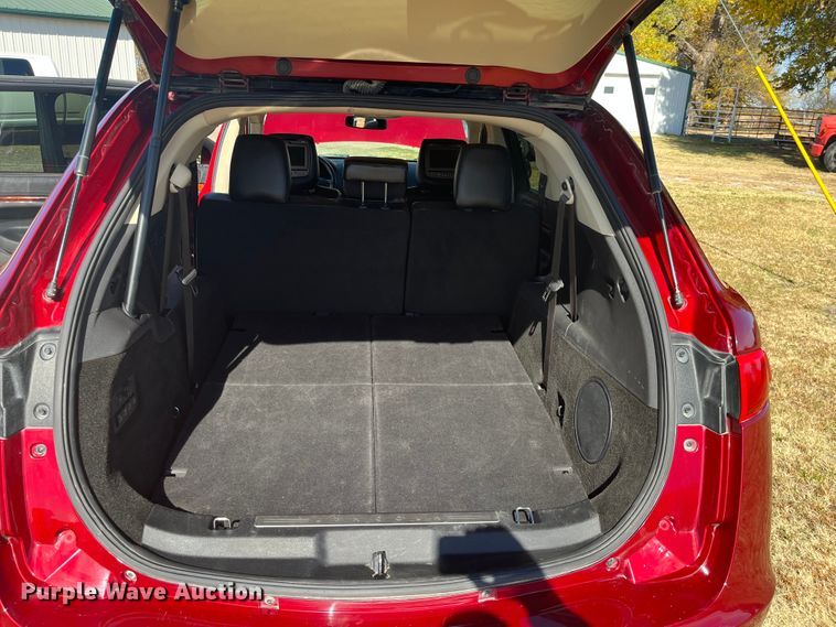 image for item DQ3103 2013 Lincoln MKT  SUV