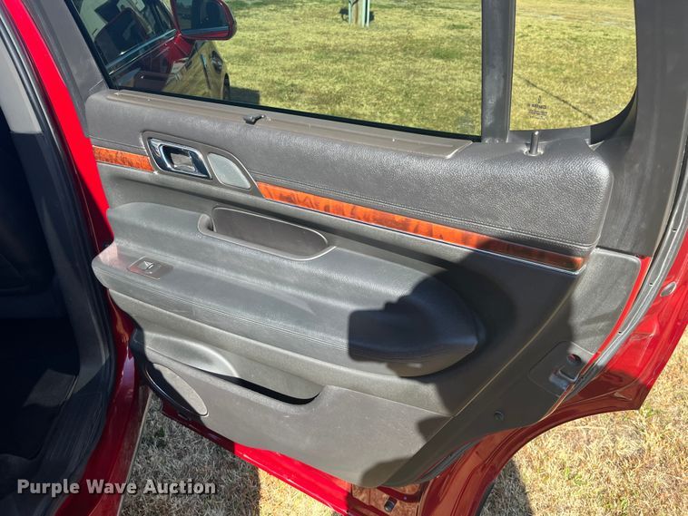 image for item DQ3103 2013 Lincoln MKT  SUV