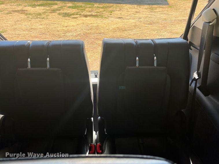 image for item DQ3103 2013 Lincoln MKT  SUV