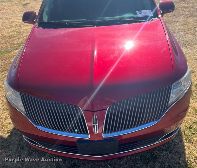 image for item DQ3103 2013 Lincoln MKT  SUV