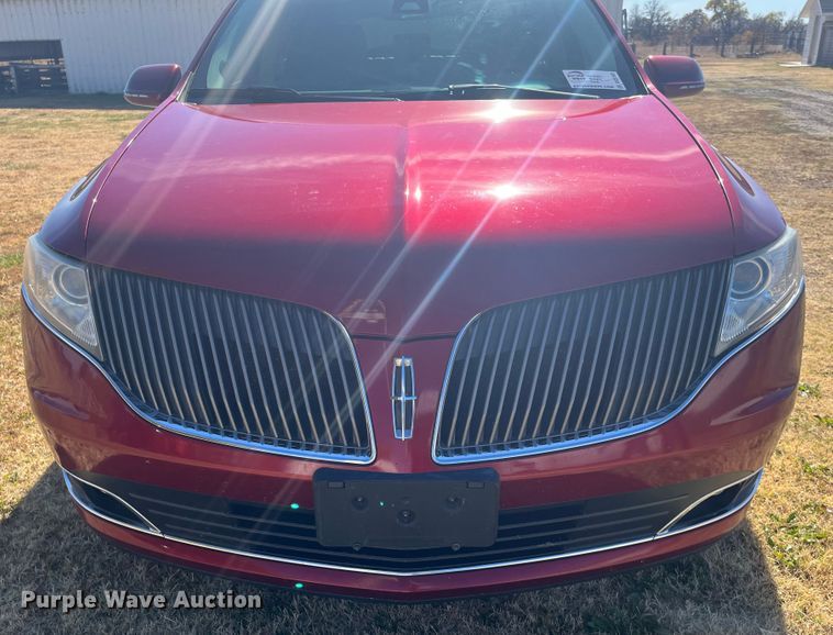 image for item DQ3103 2013 Lincoln MKT  SUV
