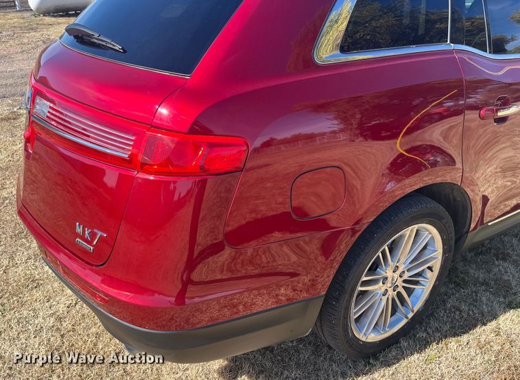 image for item DQ3103 2013 Lincoln MKT  SUV