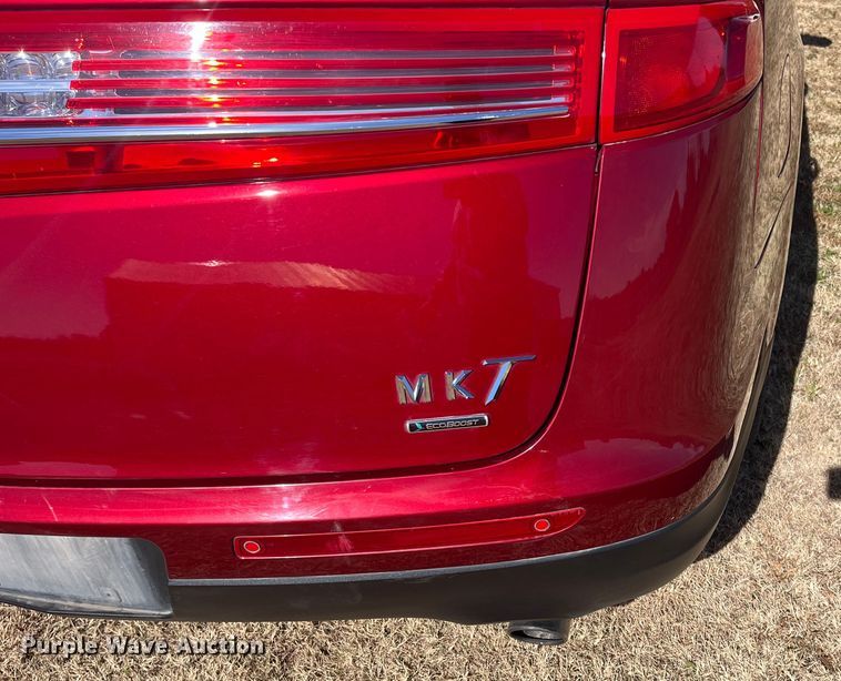 image for item DQ3103 2013 Lincoln MKT  SUV