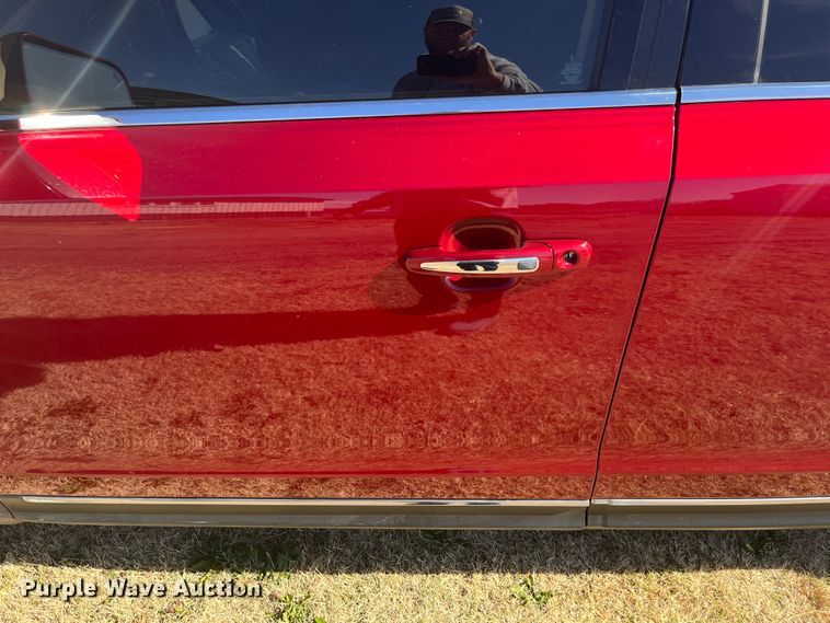 image for item DQ3103 2013 Lincoln MKT  SUV