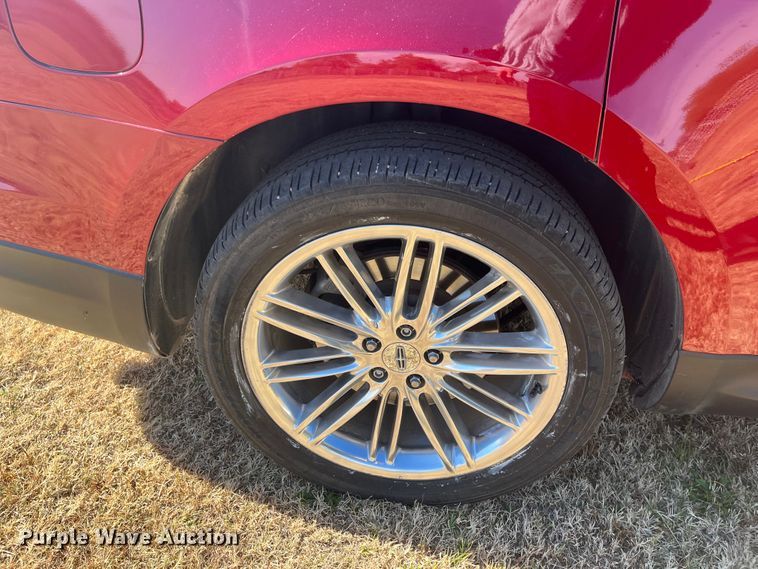 image for item DQ3103 2013 Lincoln MKT  SUV