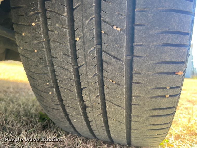 image for item DQ3103 2013 Lincoln MKT  SUV