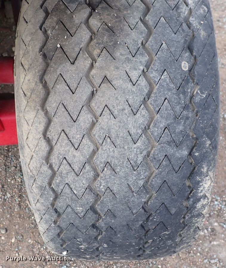 image for item DQ4942 Ez-go Workhorse 1200G  golf cart