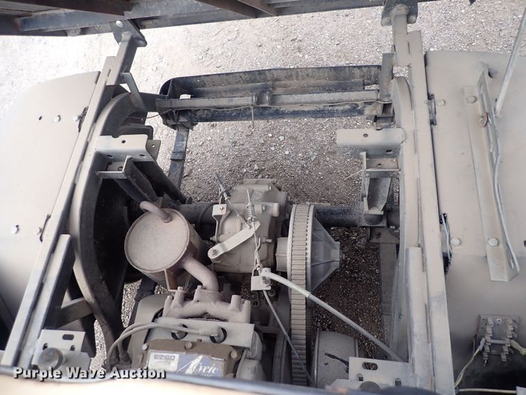 image for item DQ4943 Ez-go Workhorse 1200G  golf cart